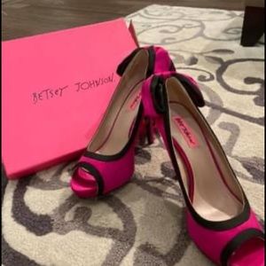 Betsy Johnson heels